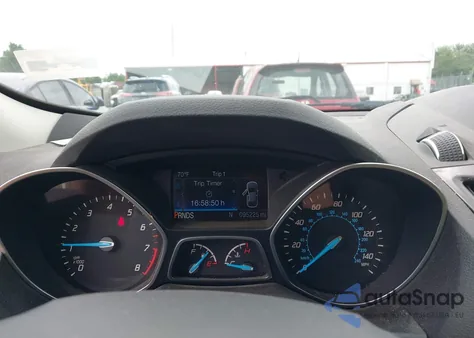 2016 Ford Escape Titanium из США, поврежденный, VIN 1FMCU9JX5GUB19582